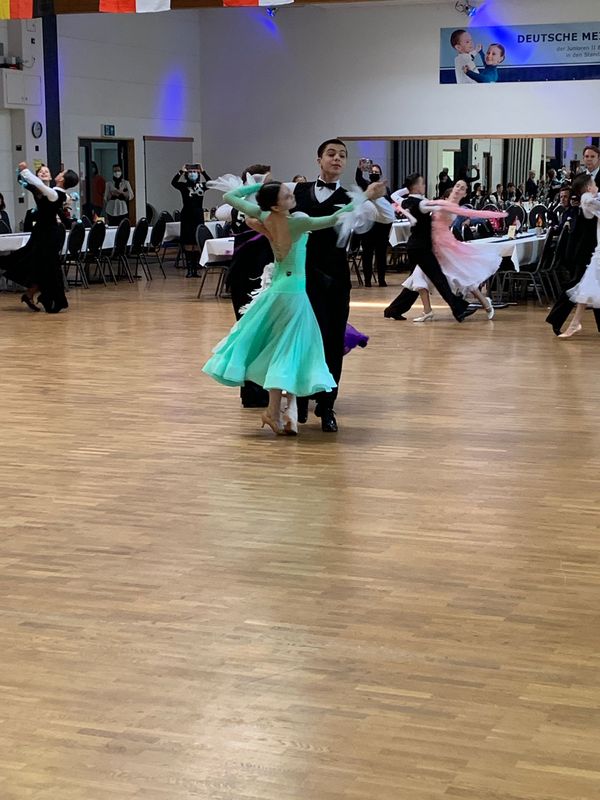 DP Junioren I und II B Standard