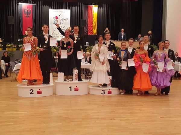 NTV-Paare triumphieren beim DC HGR A Standard