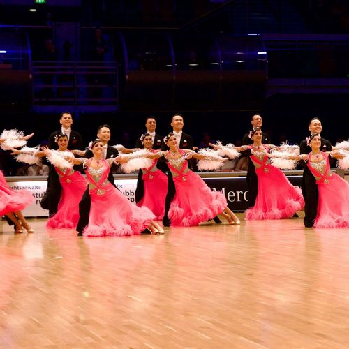 12.11.2022 Deutsche Meisterschaft der Formationen Standard & Latein