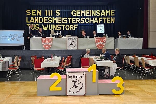 Gemeinsame Landesmeisterschaften Senioren III S Standard in Barsinghausen
