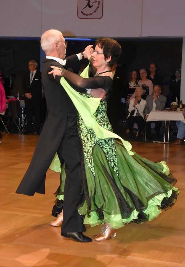 1.3.2026 GLM Sen IV A Std in Barsinghausen - Paarporträts und Vorrunde