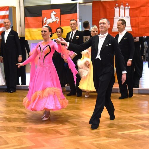 21.2.2025 GLM Masters IV S Standard in Lübeck - Paarvorstellung und Zwischenrunde
