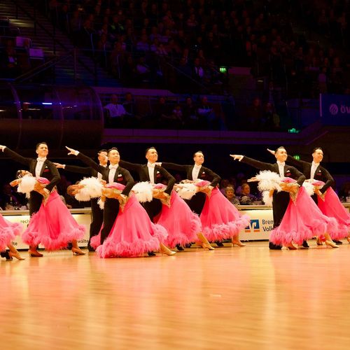 12.11.2022 Deutsche Meisterschaft der Formationen Standard & Latein
