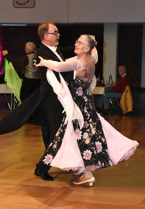 1.3.2026 GLM Sen IV A Std in Barsinghausen - Paarporträts und Vorrunde