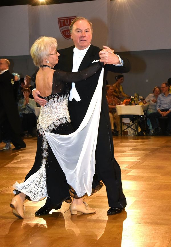 1.3.2026 GLM Sen IV A Std in Barsinghausen - Paarporträts und Vorrunde