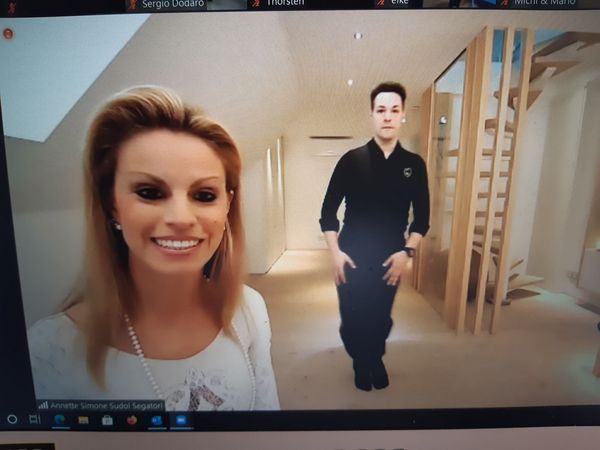 "Wir sehen hier online alles!"