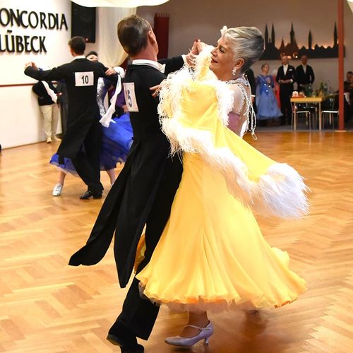 21.2.2025 GLM Masters IV S Standard in Lübeck - Paarvorstellung und Zwischenrunde